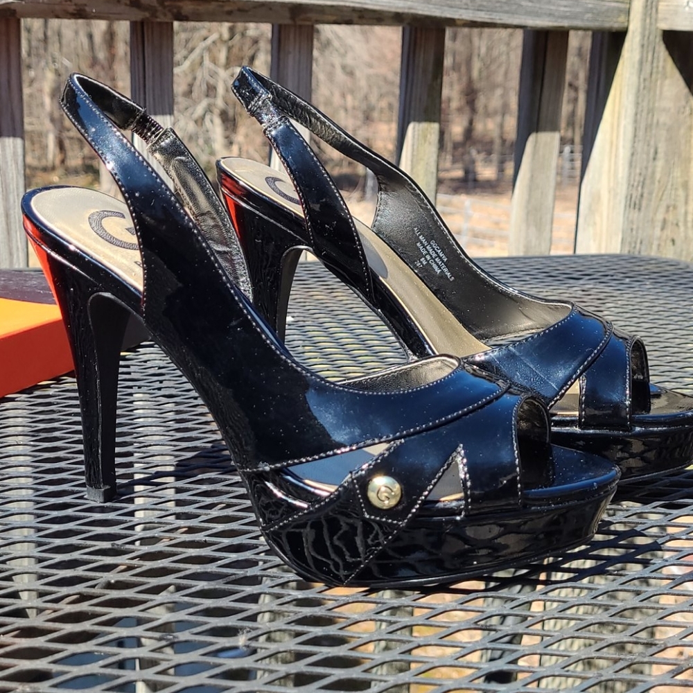 Guess Black Patent Leather High Heel Pumps